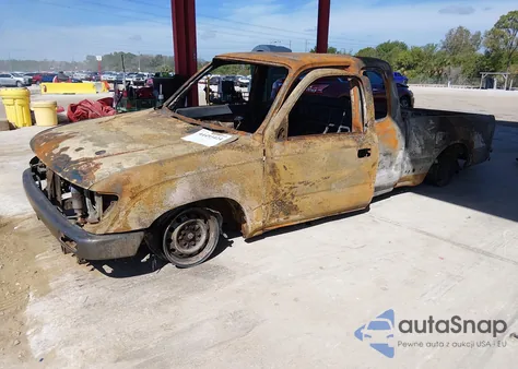 1995 Toyota Tacoma Xtracab z USA, uszkodzony, nr VIN 4TAUN53B7SZ085216